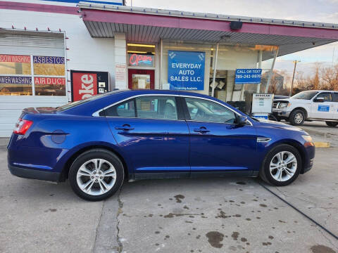 2015 Ford Taurus SEL