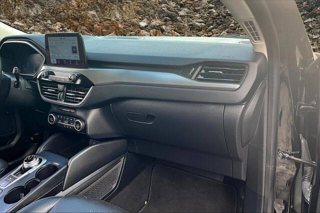 2021 Ford Escape Titanium