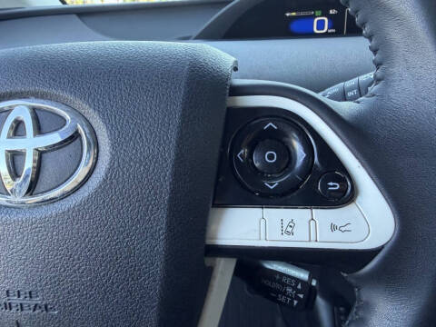 2017 Toyota Prius Four Touring
