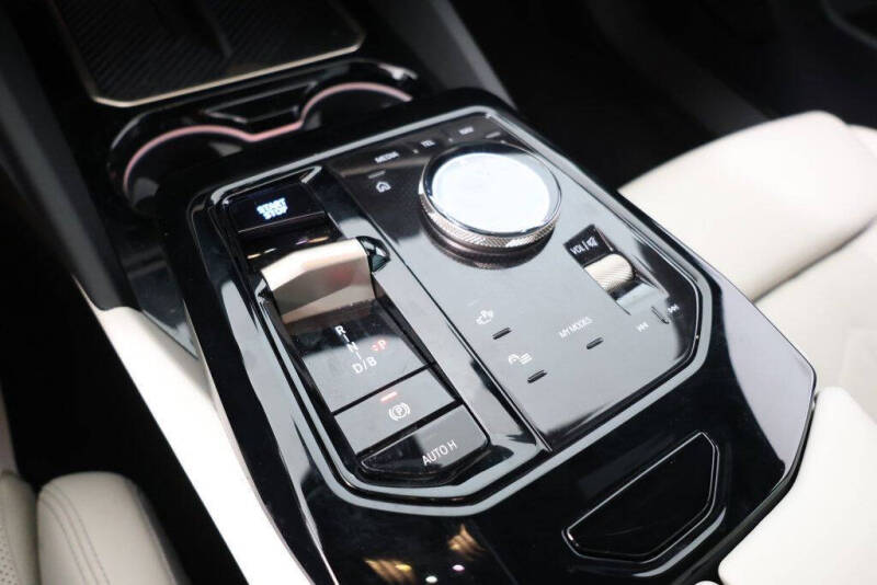 2024 BMW i5 eDrive40