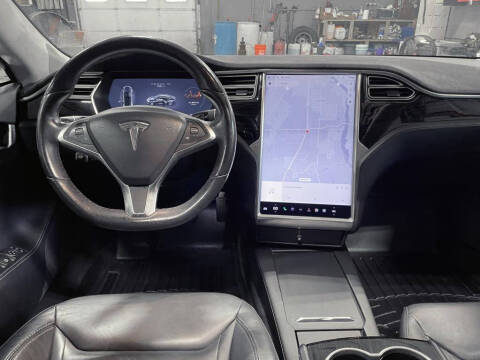 2016 Tesla Model S 75D