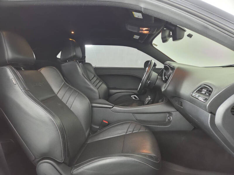 2016 Dodge Challenger SRT 392