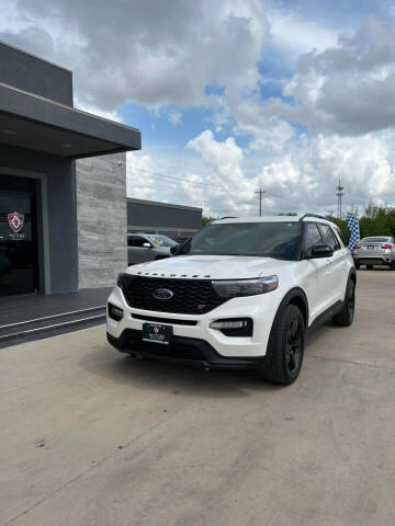 2020 Ford Explorer for sale at A & V MOTORS in Hidalgo TX