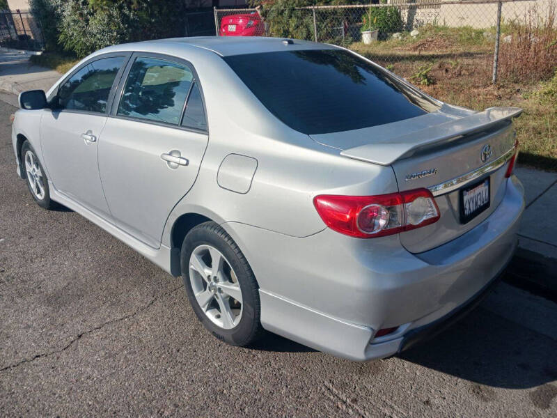 2013 Toyota Corolla S photo 4