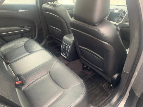 2018 Chrysler 300 Limited