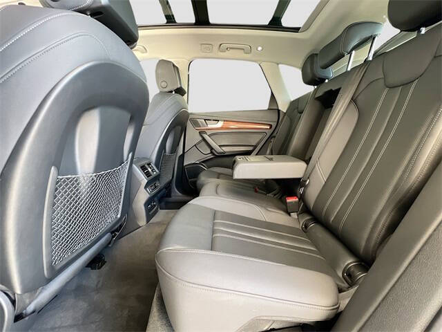 2021 Audi Q5 quattro Prestige 45 TFSI