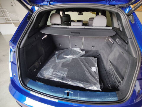 2022 Audi SQ5 3.0T quattro Premium Plus