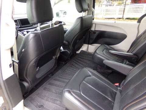 2018 Chrysler Pacifica Touring L