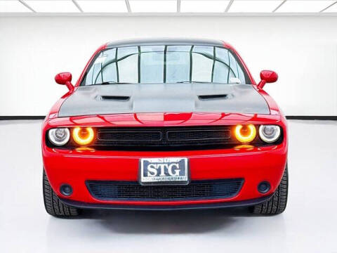 2015 Dodge Challenger SXT