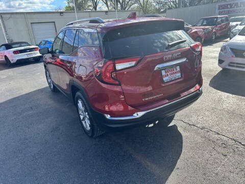 2022 GMC Terrain SLT