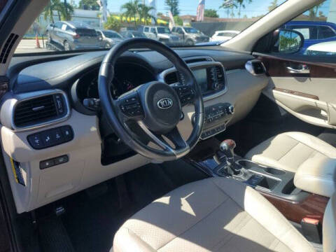 2017 Kia Sorento EX V6