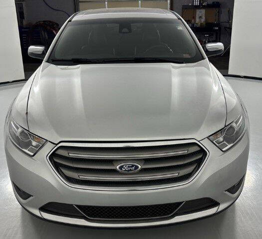 2017 Ford Taurus for sale at COLLEGE MOTORS LLC in South Bend, IN