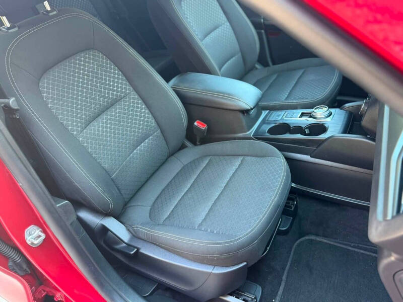 2025 Ford Escape Active