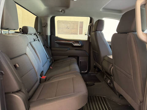 2026 GMC Sierra 1500 Elevation Standard