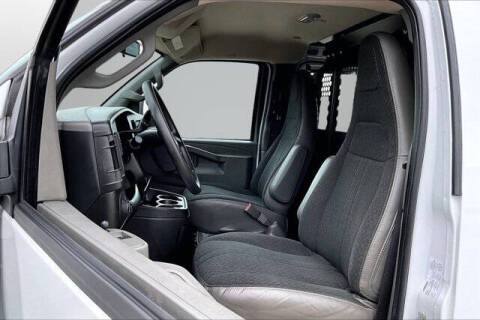 2024 Chevrolet Express 2500