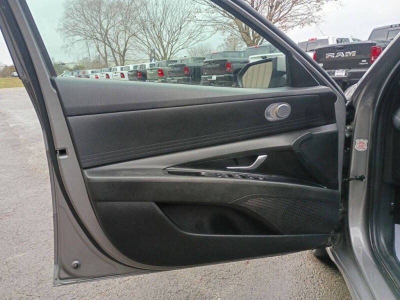 2023 Hyundai Elantra