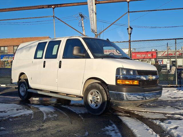 2023 Chevrolet Express 2500