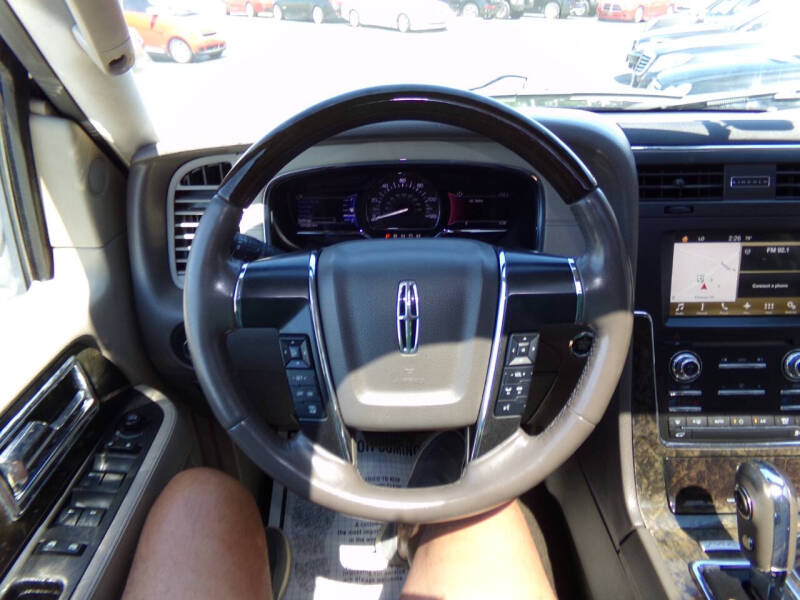 2016 Lincoln Navigator L Select