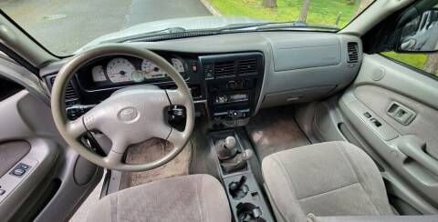 2003 Toyota Tacoma for sale at CLEAR CHOICE AUTOMOTIVE in Milwaukie OR