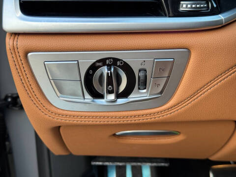 2022 BMW 7 Series 740i