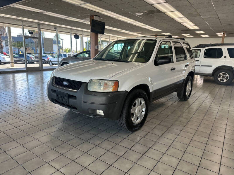 2004 Ford Escape for sale at CARS AVENUE INC in Sacramento CA