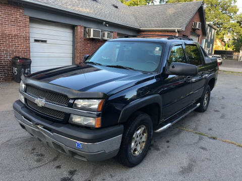 2004 Chevrolet Avalanche for sale at Emory Street Auto Sales and Service in Attleboro MA