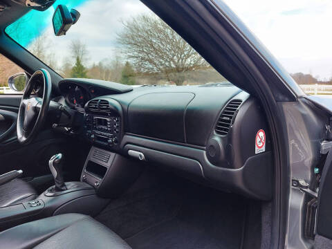 2004 Porsche 911 Carrera 4S