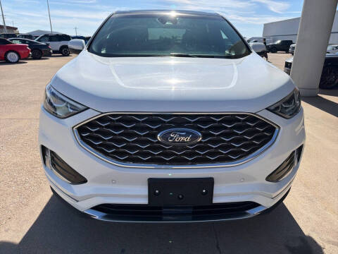 2020 Ford Edge Titanium