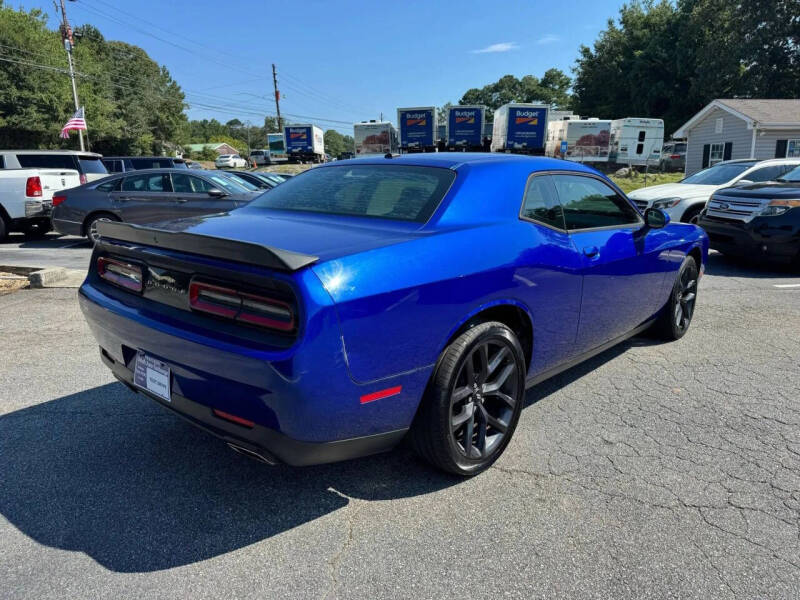 2019 Dodge Challenger SXT
