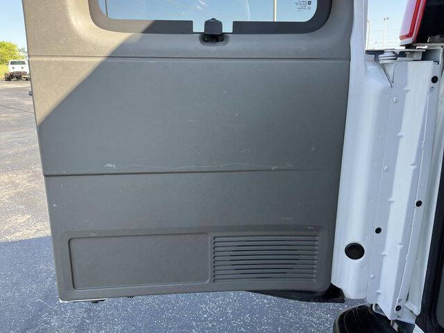 2024 Chevrolet Express LT 3500