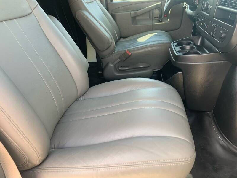 2016 Chevrolet Express 2500