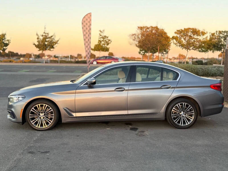 2019 BMW 5 Series 530i