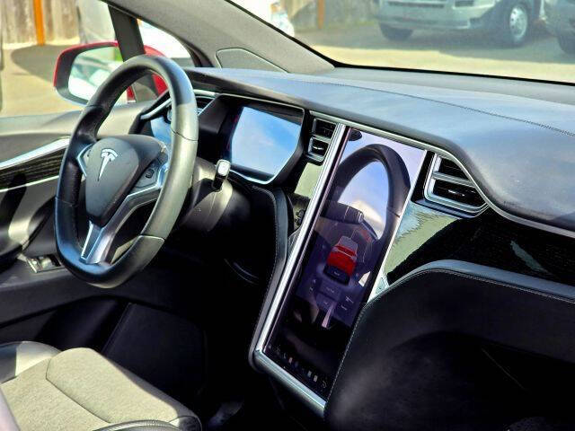 2017 Tesla Model X 75D