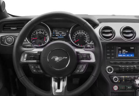 2016 Ford Mustang V6