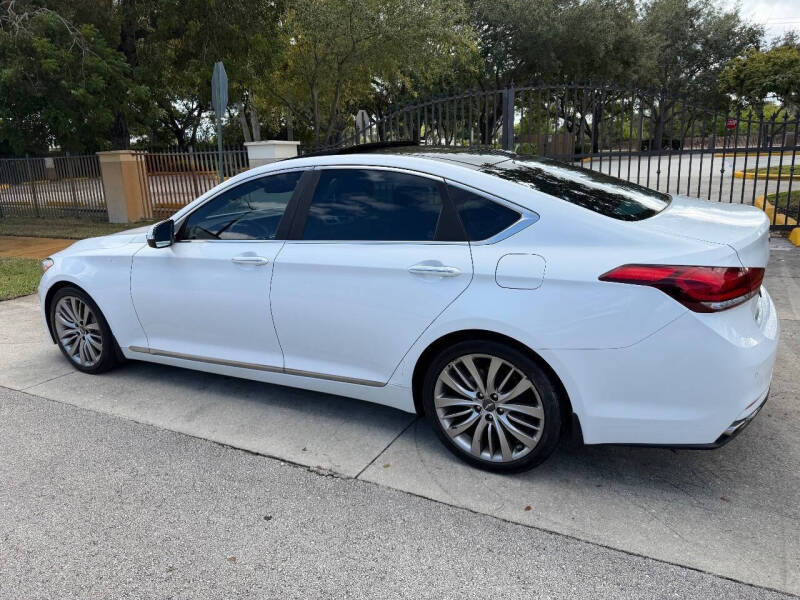 2015 Hyundai Genesis 5.0L