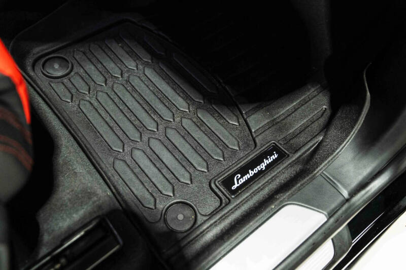 2022 Lamborghini Urus