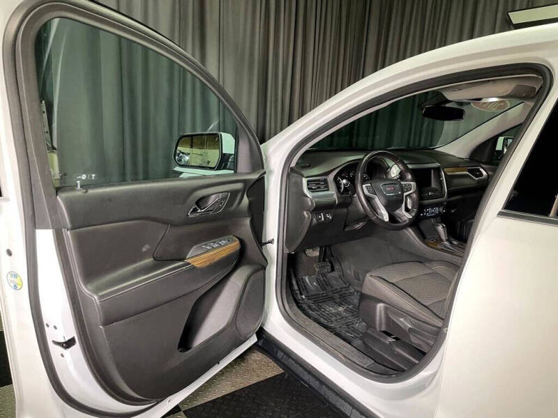 2017 GMC Acadia SLE-1