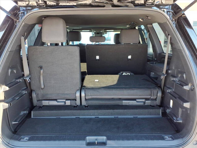 2025 Toyota Sequoia SR5