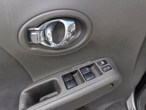 2011 Nissan cube 1.8 S Krom Edition