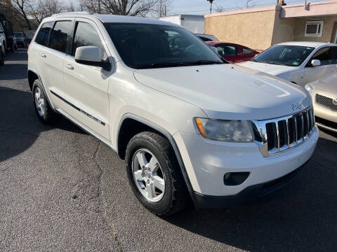 2011 Jeep Grand Cherokee for sale at Auto Outlet of Ewing in Ewing NJ