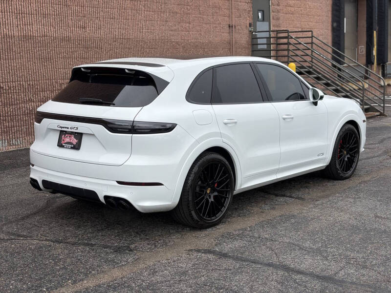 2022 Porsche Cayenne GTS