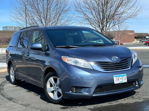 2015 Toyota Sienna for sale at Direct Auto Sales LLC in Osseo MN