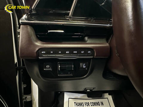 2022 Cadillac Escalade ESV Premium Luxury Platinum