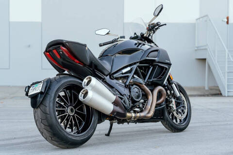 2011 Ducati Diavel