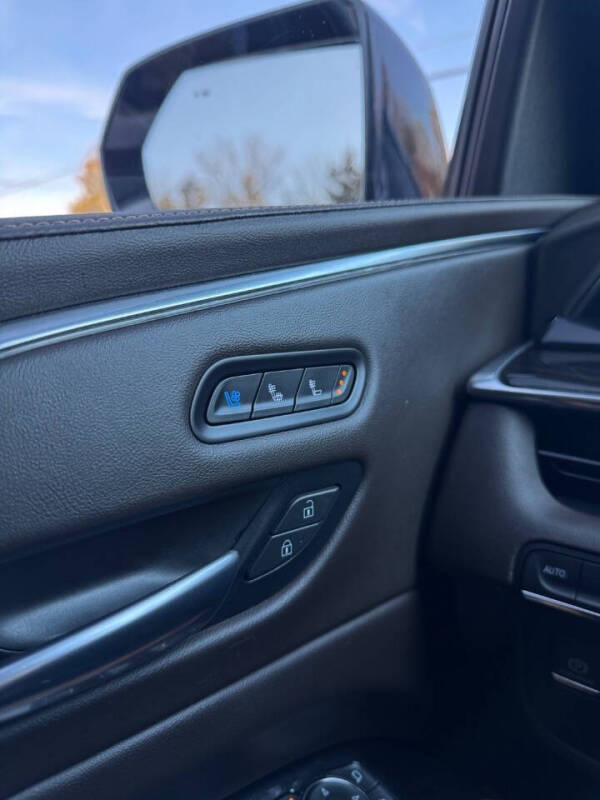 2022 Cadillac Escalade Premium Luxury