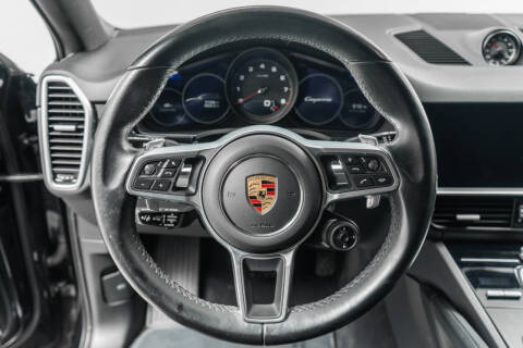 2022 Porsche Cayenne Coupe