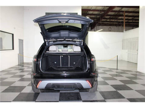 2019 Land Rover Range Rover Velar P250 R-Dynamic SE