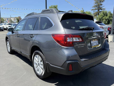 2018 Subaru Outback 2.5i Premium