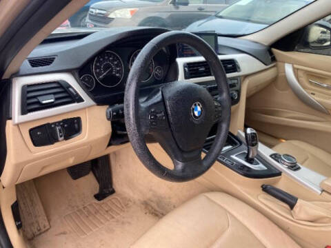 2014 BMW 3 Series 320i
