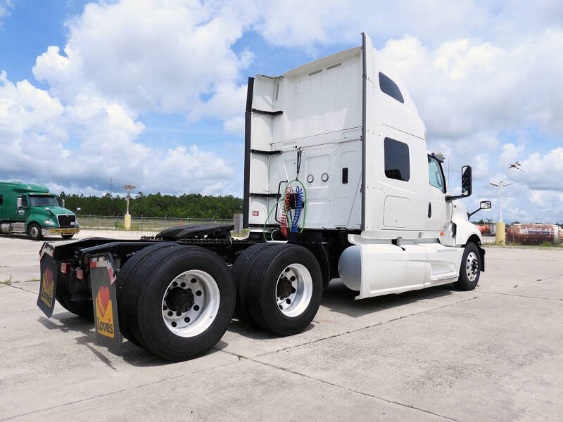 2020 International LT625